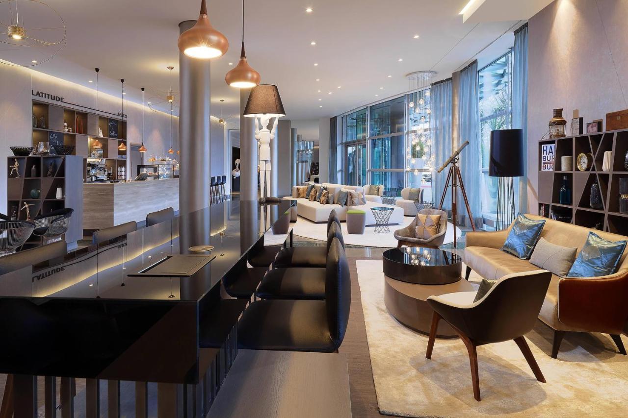 Le Meridien Хамбург Екстериор снимка The interior of a typical apartment
